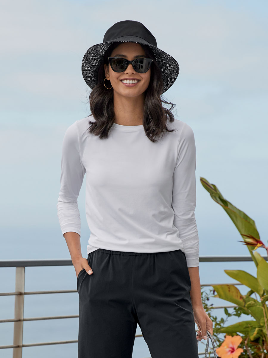 Women&#39;s Bodyshade<sup>&#174;</sup> Crew Neck Top